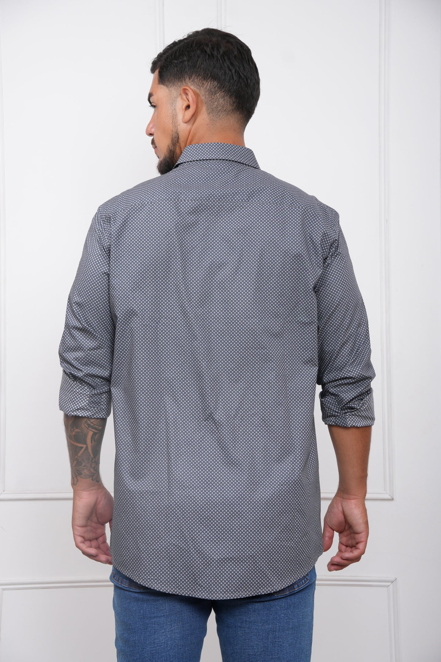 CAMISA MC - Noir Classic Fit
